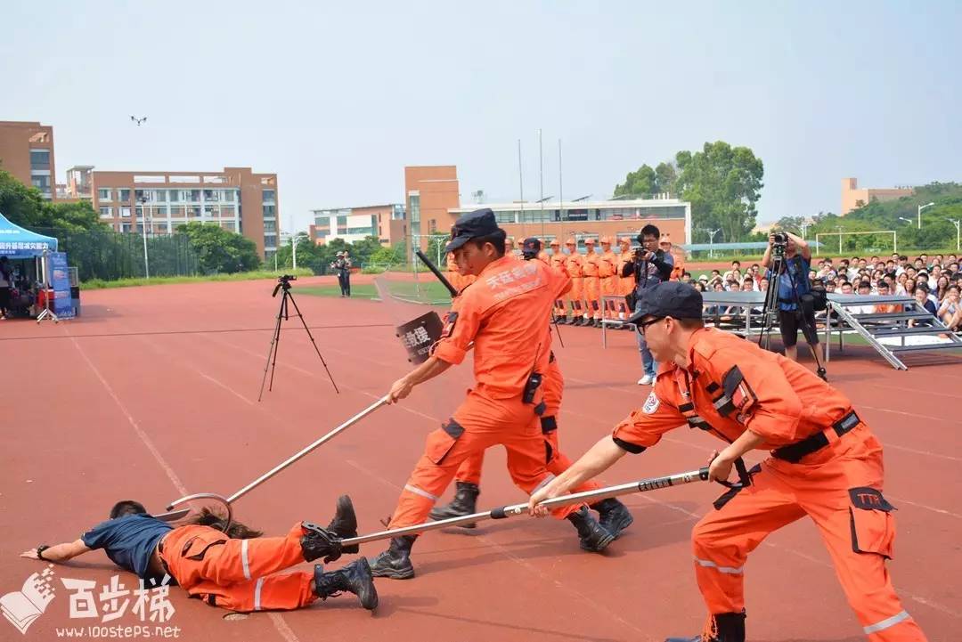 塞维利亚西班牙广场简介