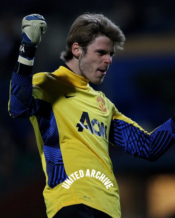 德赫亚转会曼联转会费